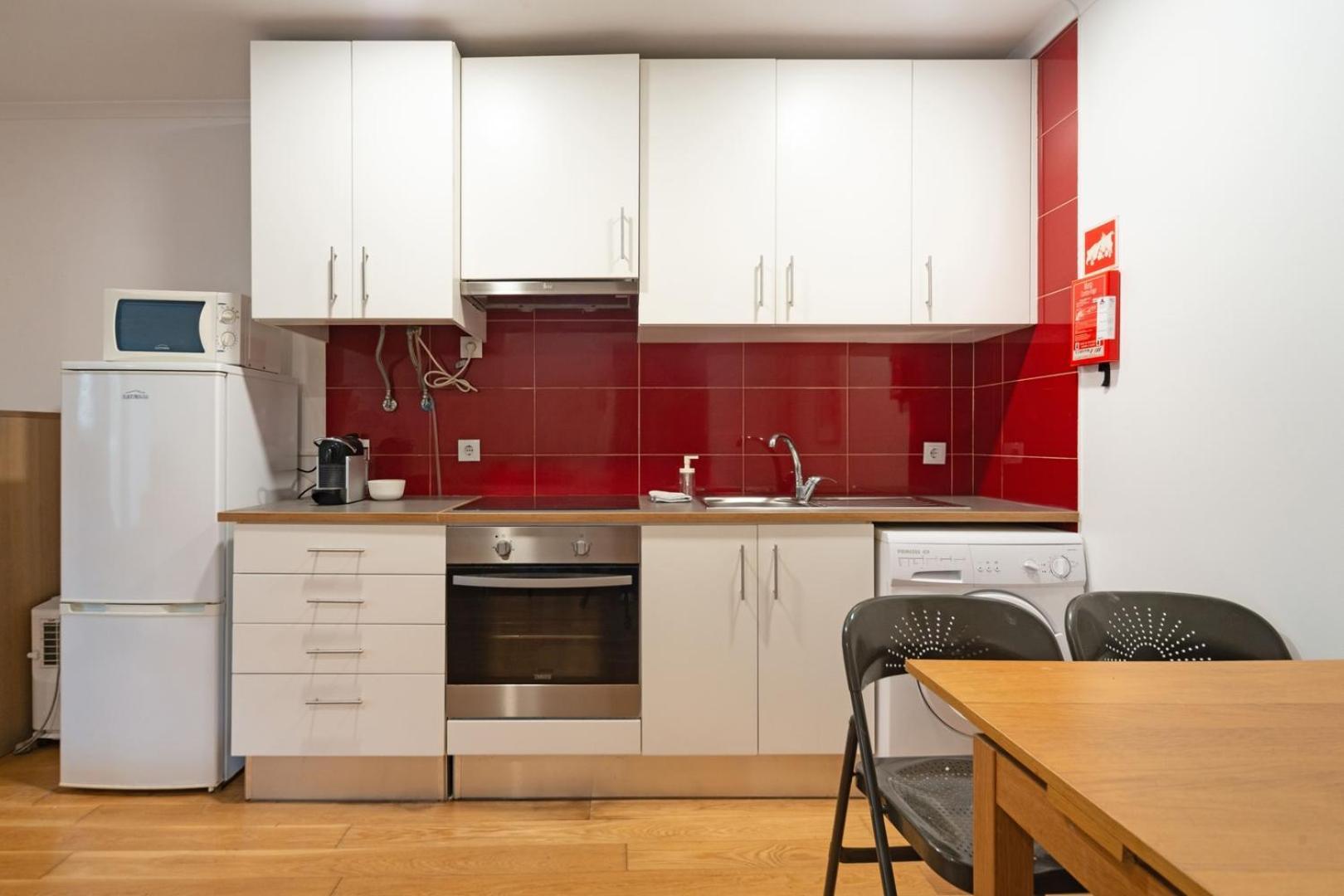 Apartamento With Private Terrace 250m To Largo Intendente *