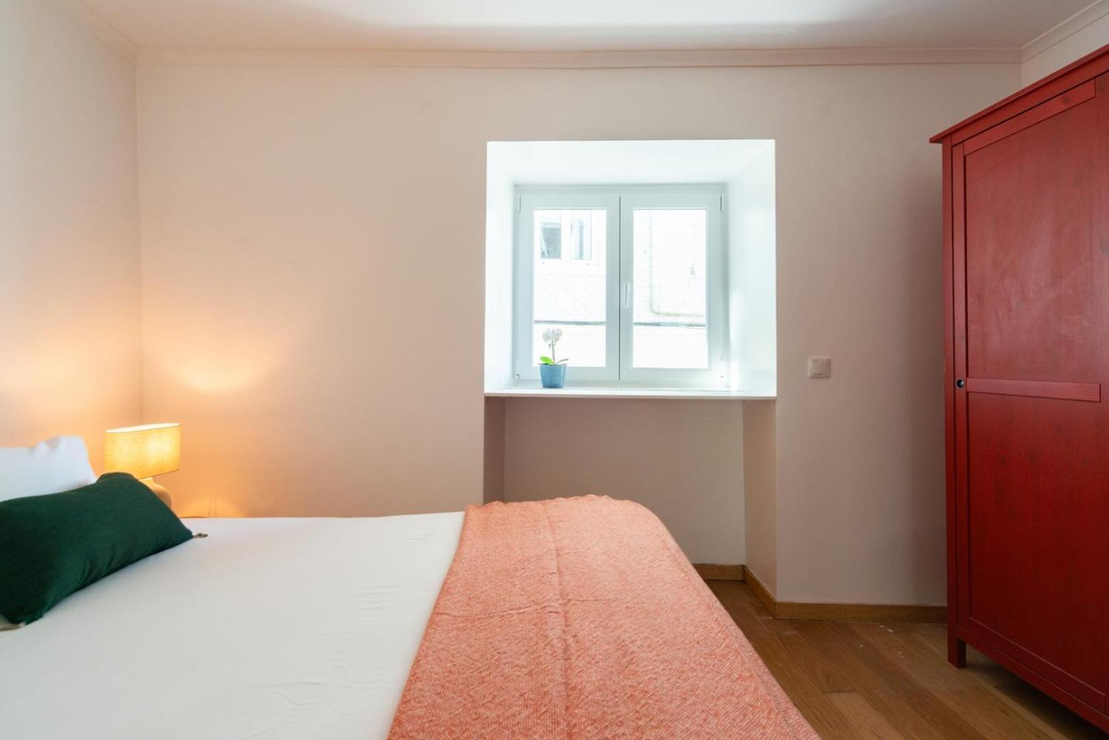 With Private Terrace 250m To Largo Intendente * Lisboa